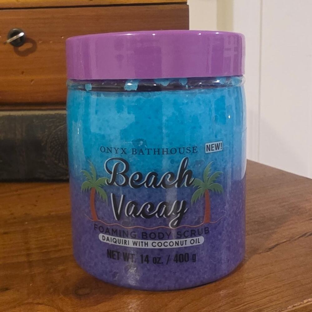 Onyx Bathhouse Beach Vacay Foaming Body Scrub with Coconut Oil